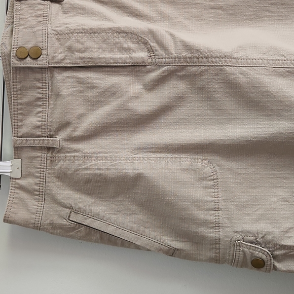 L.L.Bean Petite Sz 12 Tan Short Skirt, Zipper and 2 Snap Closure w 6 Pockets - Picture 2 of 12
